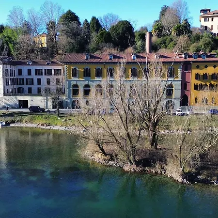 Adda River - 公寓 *